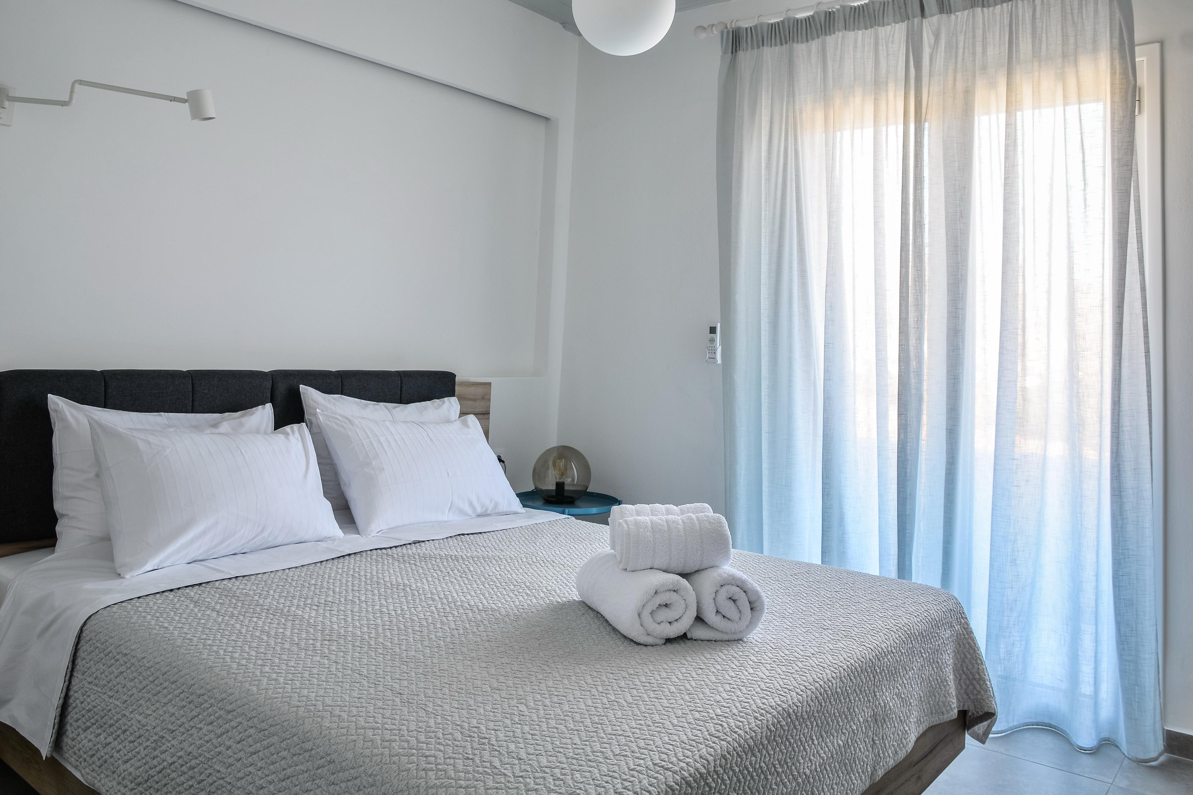 Pharos Apartments Gavrio Exterior photo