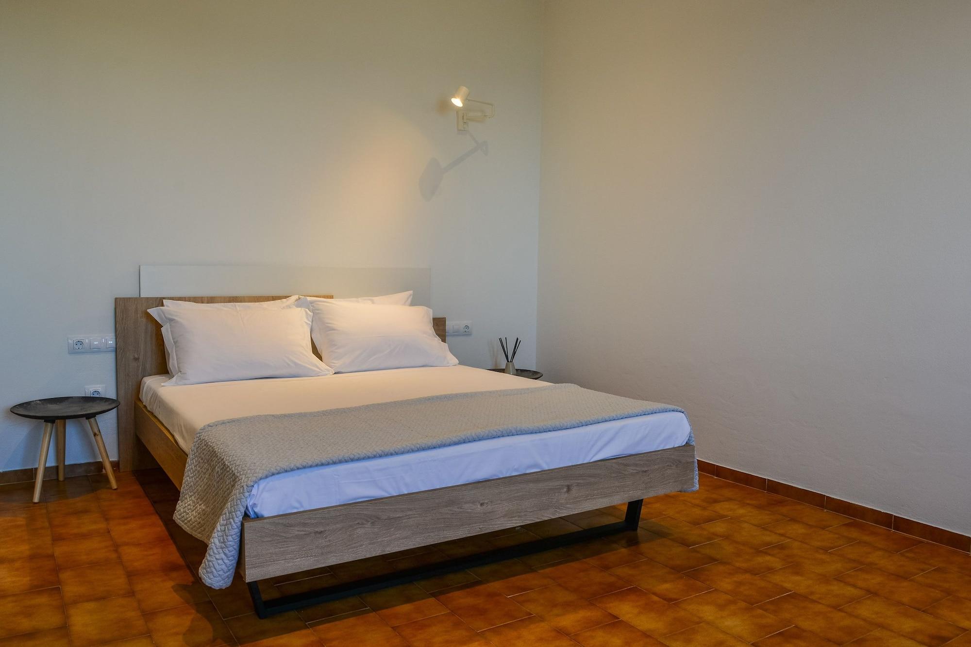 Pharos Apartments Gavrio Exterior photo