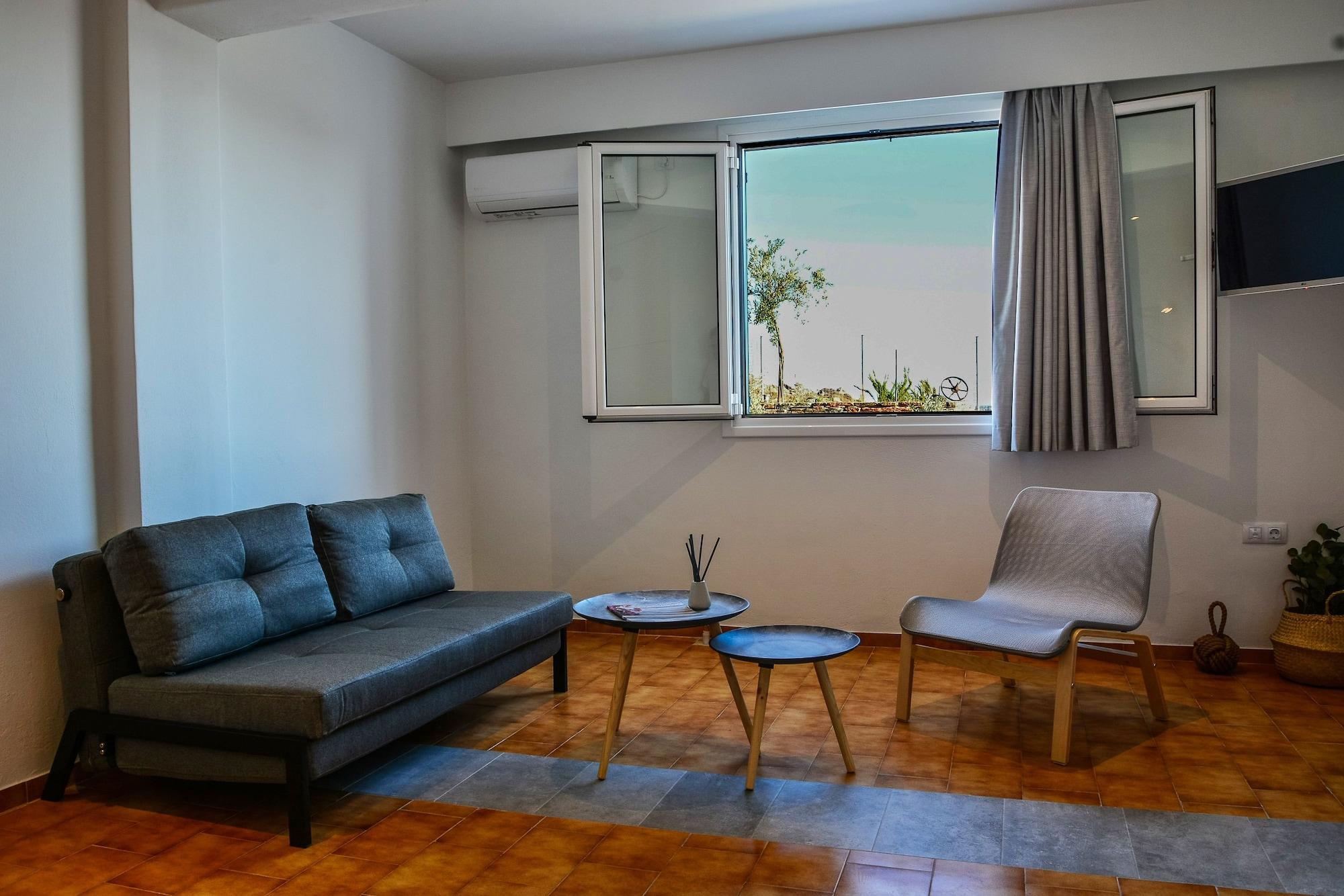 Pharos Apartments Gavrio Exterior photo