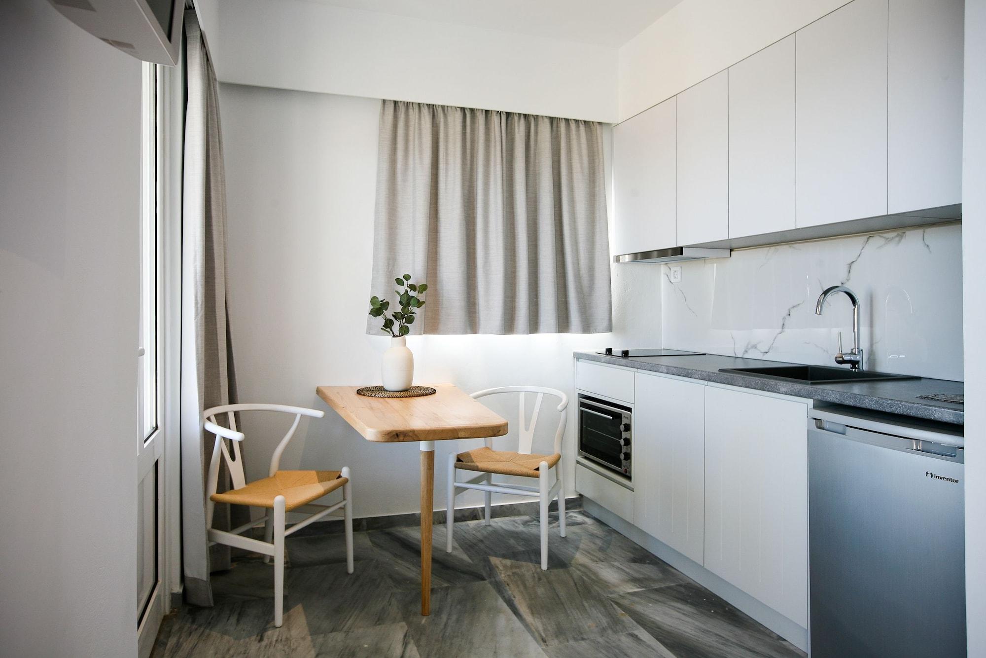 Pharos Apartments Gavrio Exterior photo