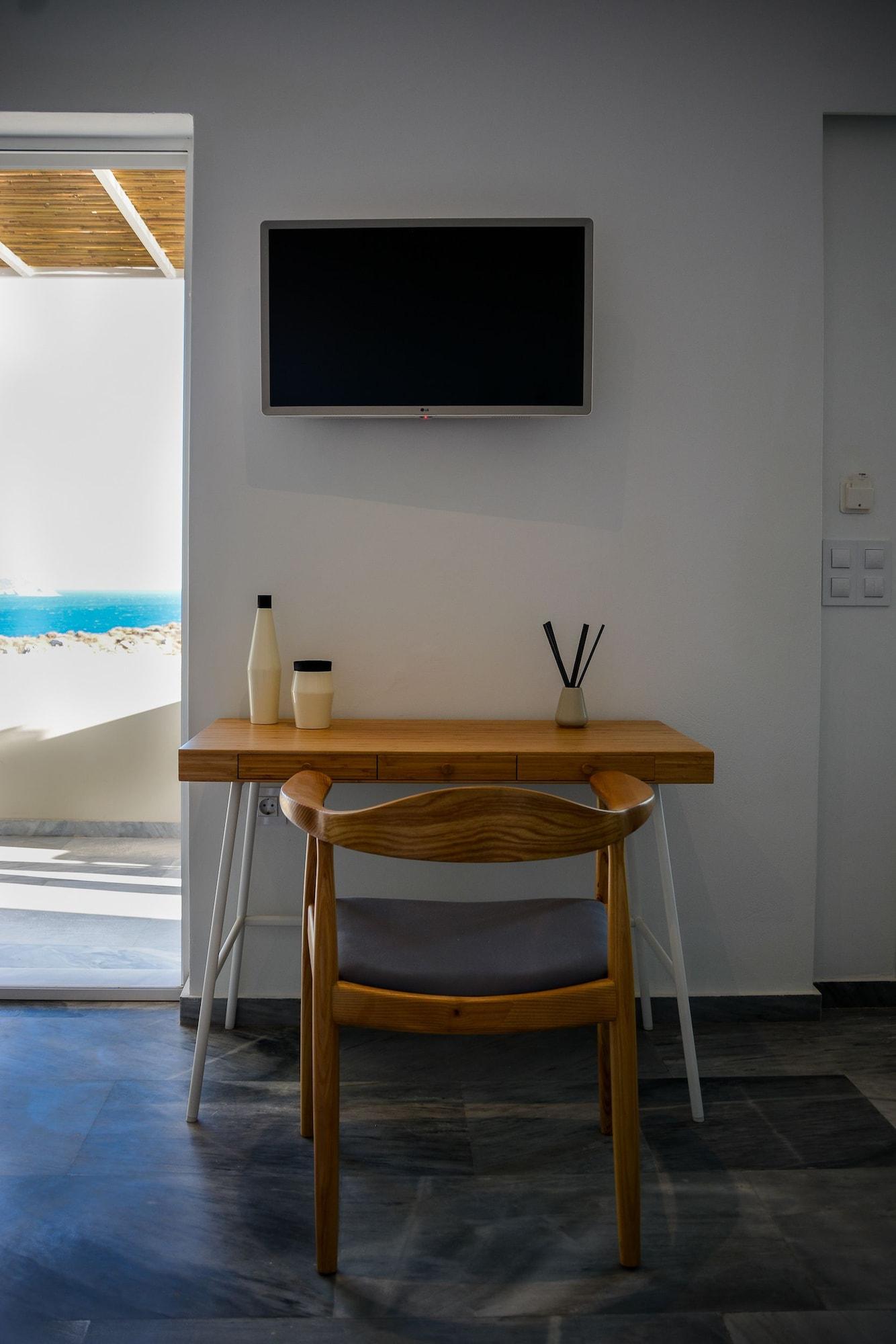Pharos Apartments Gavrio Exterior photo