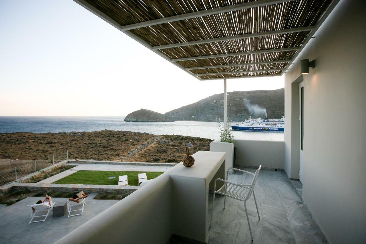 Pharos Apartments Gavrio Exterior photo